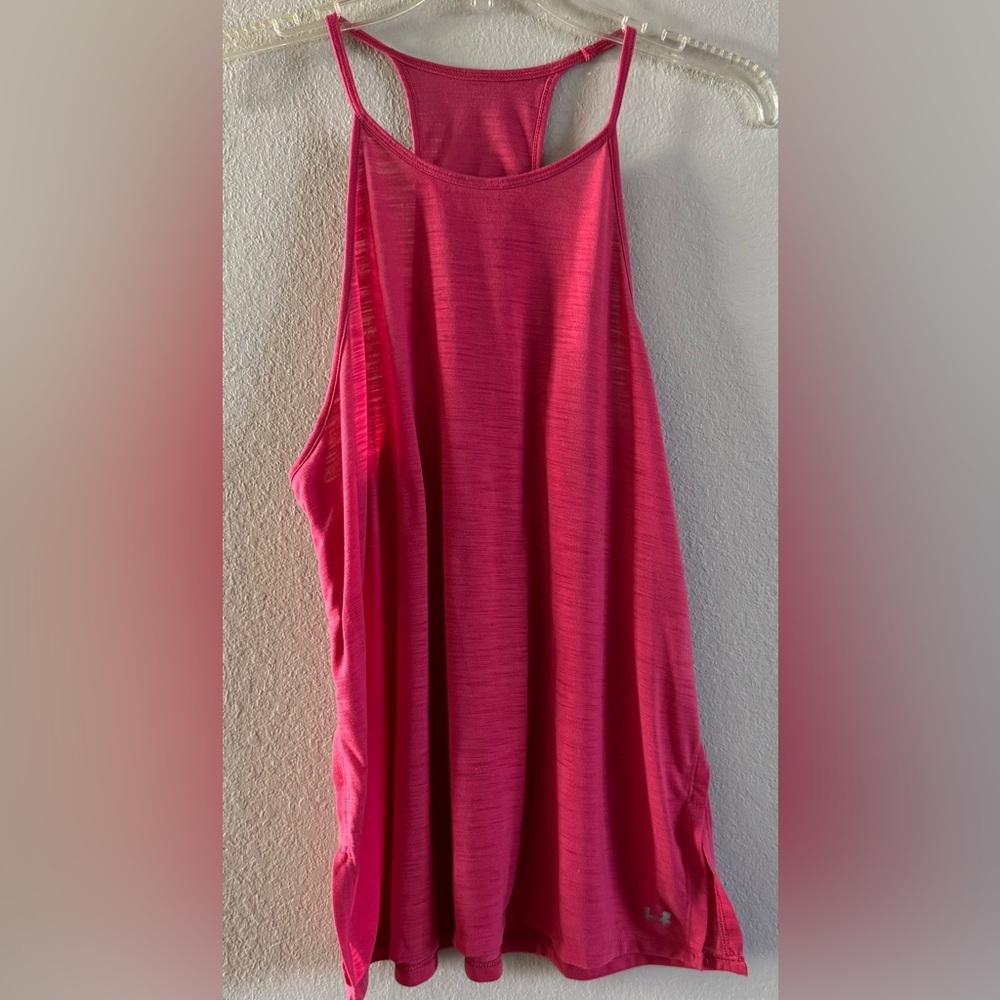 Under Armour Women’s Pink Tank Top Size Medium Racerback